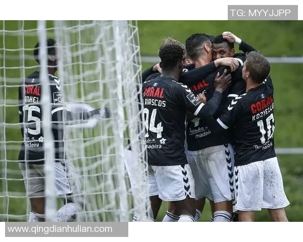 埃尔切与巴伦比亚激战正酣谁能在这场较量中脱颖而出