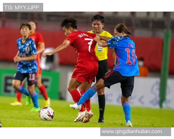 东亚杯激战在即韩国队与中国队的巅峰对决引发球迷热议