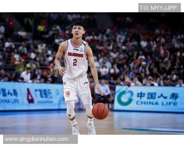 沈梓捷：从青涩少年到篮球赛场的璀璨明星之路