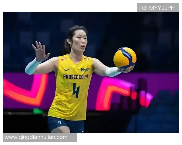 泰国女排与巴西女排激战正酣谁能在世界赛场上笑到最后