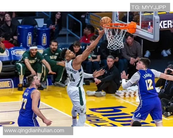 湖人对阵热火精彩回顾2018年11月19日新浪体育全程报道