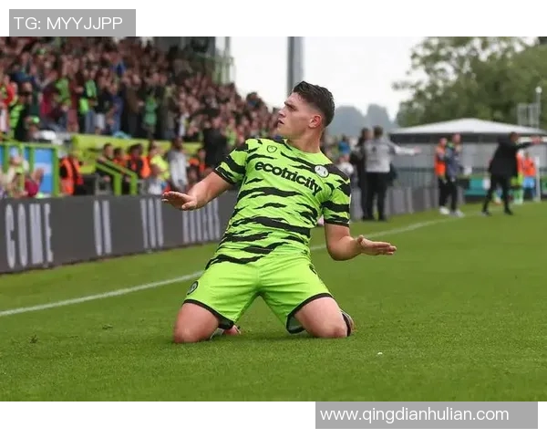 牛津联与绿色森林流浪的激烈对决谁能在赛场上笑到最后